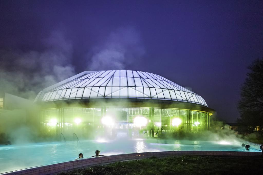 Hotel Hofgut Tiergarten Aulendorf Exteriör bild